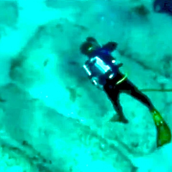 Bimini Road (Raw & Unxut)