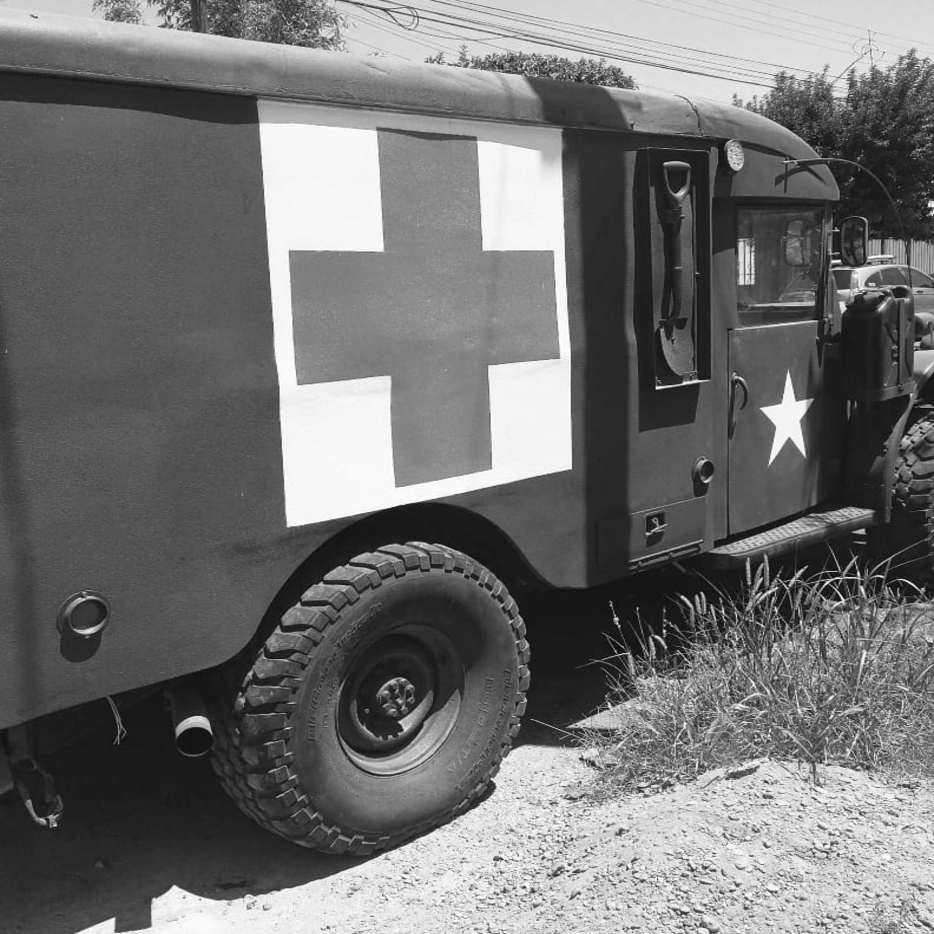 Un Ilegal En El Paraíso.