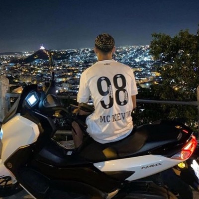 TX QUEBRADEIRA - Brotou no complexo e fumou um