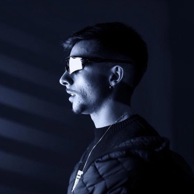 Velha História - Single