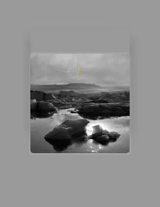 聆聽 Doomina、觀看音樂影片、閱讀小傳、查看巡演日期等！