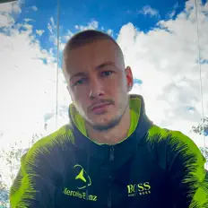 Ακούστε περιεχόμενο από Captive, παρακολουθήστε μουσικά βίντεο, διαβάστε το βιογραφικό, δείτε ημερομηνίες περιοδείας, και πολλά ακόμη!