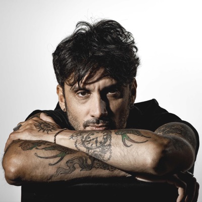 Ouça Fabrizio Moro, assista a videoclipes, leia a biografia, veja as datas das turnês e mais!