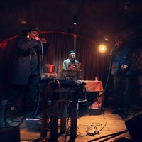 strike gold (feat. Navy Blue) - Single - Qthree