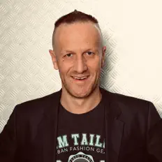 收听 DJ Daniel Wilson、观看音乐视频、阅读小传、查看巡演日期等 ！