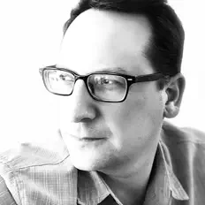 Escucha a Aaron May, mira vídeos musicales, lee la biografía, consulta fechas de giras y mucho más.