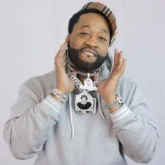 Listen to Rello Woa, watch music videos, read bio, see tour dates & more!