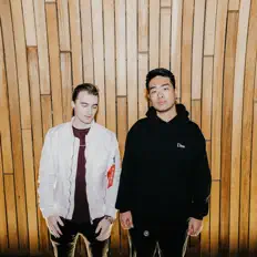 Dengarkan Jaxx & Jordan, tonton video musik, baca bio, lihat tanggal tur & lainnya!