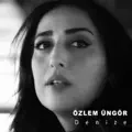 Özlem Üngör   Denize
