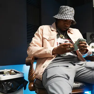 Listen to Eastside Capo, watch music videos, read bio, see tour dates & more!