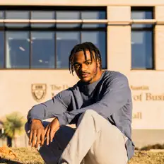 k robを聴いたり、ミュージックビデオを鑑賞したり、経歴やツアー日程などを確認したりしましょう！