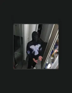 Listen to _4rtur0__, watch music videos, read bio, see tour dates & more!