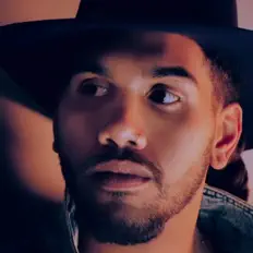 H Merced dinle, müzik videolarını izle, biyografisini oku, tur tarihlerini ve daha fazlasını gör!