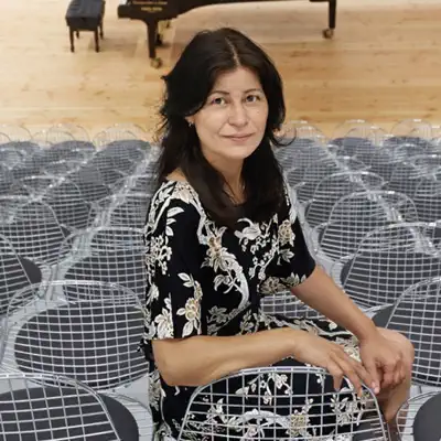 Listen to Uta Hielscher, watch music videos, read bio, see tour dates & more!