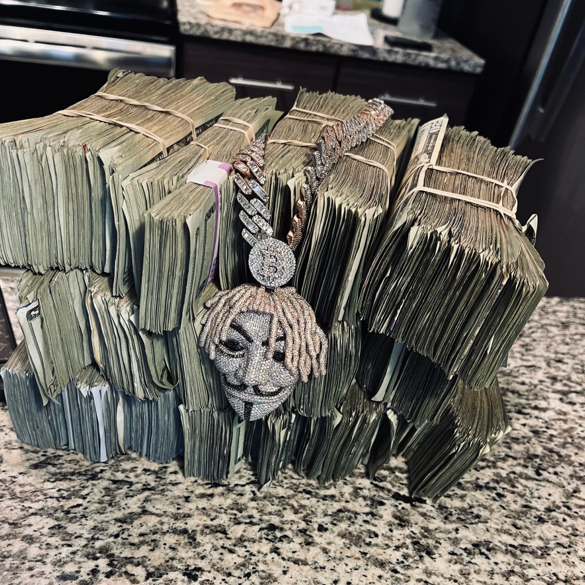 ‎Million Dollar Criminal Single Album by Punchmade Dev Apple Music