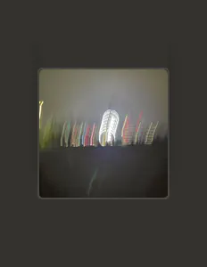 Hör dir Jeffersin an, schau dir Musikvideos an, lies die Biografie, finde Tourdaten und mehr!