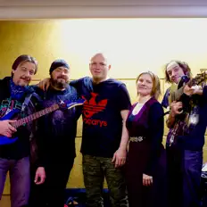 Listen to Проект W, watch music videos, read bio, see tour dates & more!