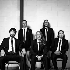 Dengarkan The Deer, tonton video musik, baca bio, lihat tanggal tur & lainnya!