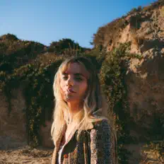 Escucha a Shelly Archer, mira videos musicales, lee su biografía, consulta las fechas de las gira y más.