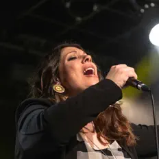 Listen to Debora Vezzani, watch music videos, read bio, see tour dates & more!
