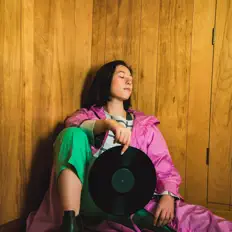 Escucha a Devon Alexis, mira vídeos musicales, lee la biografía, consulta fechas de giras y mucho más.