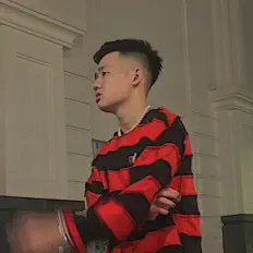 聆聽 Lil Roff、觀看音樂影片、閱讀小傳、查看巡演日期等！