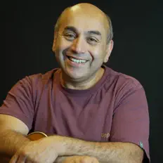 Listen to Fernando Leiva, watch music videos, read bio, see tour dates & more!