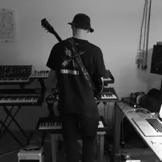 Listen to lorleaf, watch music videos, read bio, see tour dates & more!