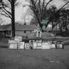 Mo Up Front