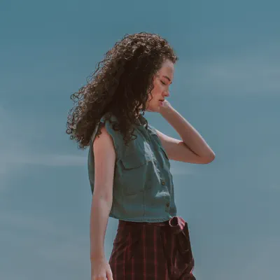 Listen to Gabriela Gonçalves, watch music videos, read bio, see tour dates & more!