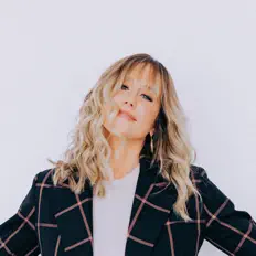 聆聽 Laney Rene、觀看音樂影片、閱讀小傳、查看巡演日期等！