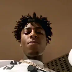 Gwpoh Recordsを聴いたり、ミュージックビデオを鑑賞したり、経歴やツアー日程などを確認したりしましょう！