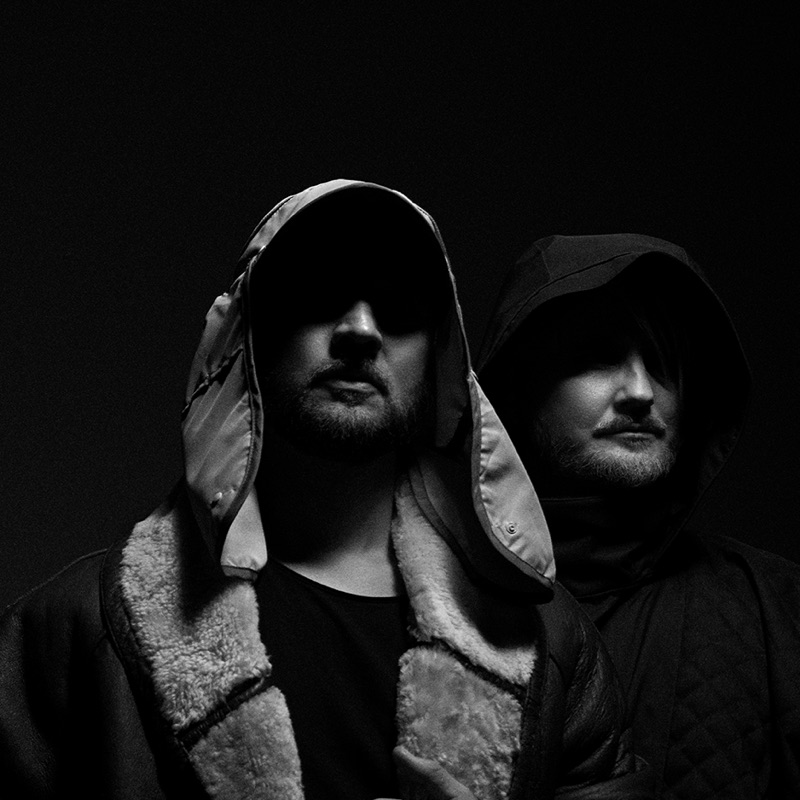 Röyksopp - Here She Comes Again (feat. Jamie Irrepressible)