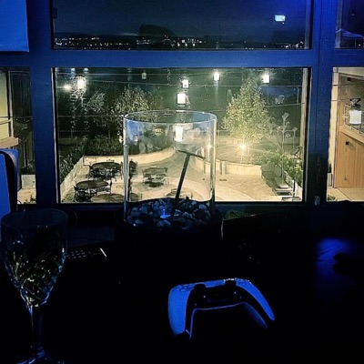 BADDEST ONE (feat. Lo Outlandish) - Single