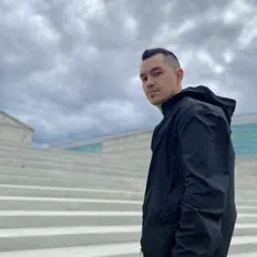 Listen to Dari Gain, watch music videos, read bio, see tour dates & more!