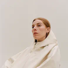Escucha a Gabrielle, mira vídeos musicales, lee la biografía, consulta fechas de giras y mucho más.