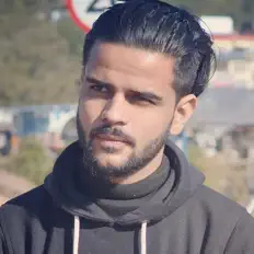 Poslechněte si interpreta Arens, sledujte hudební videa, přečtěte si životopis, podívejte se na data turné a další informace.