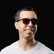 Escucha a Hexaliohm, mira videos musicales, lee su biografía, consulta las fechas de las gira y más.