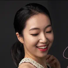 收听 Su Yeon Kim、观看音乐视频、阅读小传、查看巡演日期等 ！