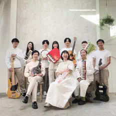 聆聽 Ribet towns、觀看音樂影片、閱讀小傳、查看巡演日期等！