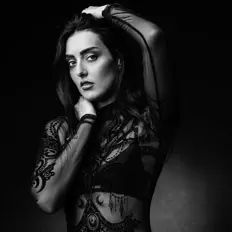 收听 Nicoletta Rosellini、观看音乐视频、阅读小传、查看巡演日期等 ！