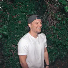 收听 Jay Filson、观看音乐视频、阅读小传、查看巡演日期等 ！