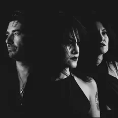 收听 Flames of Durga、观看音乐视频、阅读小传、查看巡演日期等 ！