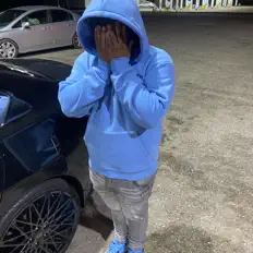 收听 YRN TJ、观看音乐视频、阅读小传、查看巡演日期等 ！