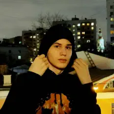 Dengarkan unlavle, tonton video musik, baca bio, lihat tanggal tur & lainnya!