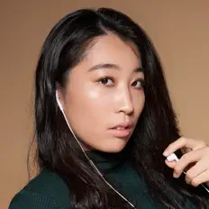 Ouve Viki Tsai, vê vídeos de música, lê a biografia, vê as datas da digressão e muito mais!