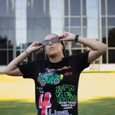 Hör dir Yung Banco an, schau dir Musikvideos an, lies die Biografie, finde Tourdaten und mehr!