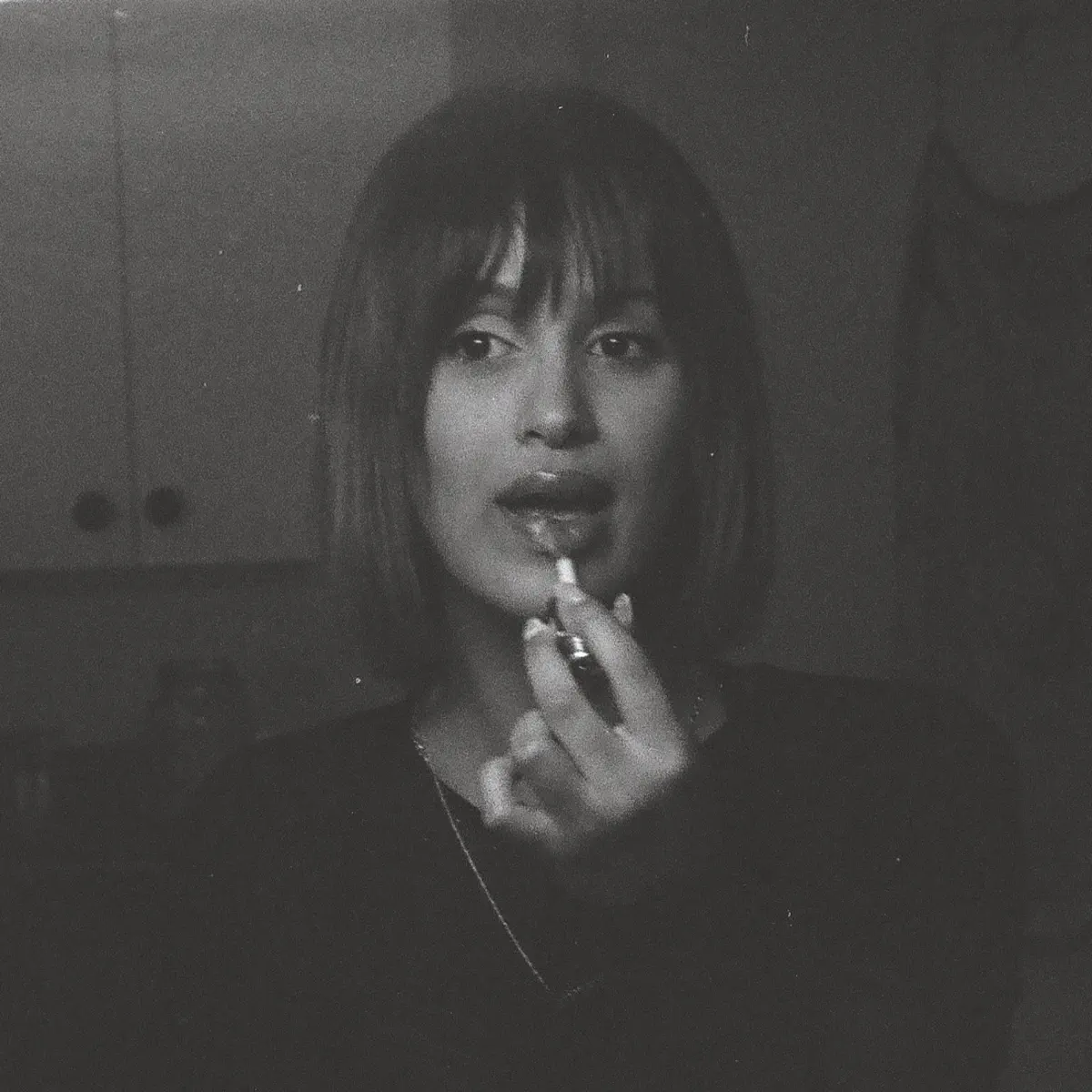 Laraw - Quarter Life Crisis (2024) [iTunes Plus AAC M4A]-新房子