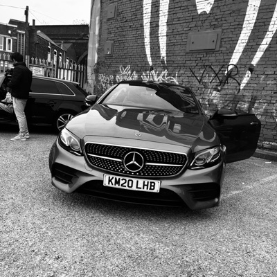 Com a tropa da Loud (feat. MDL.DANZ, TL, Caio $P, Apollo975 & NinouZuka) - Single