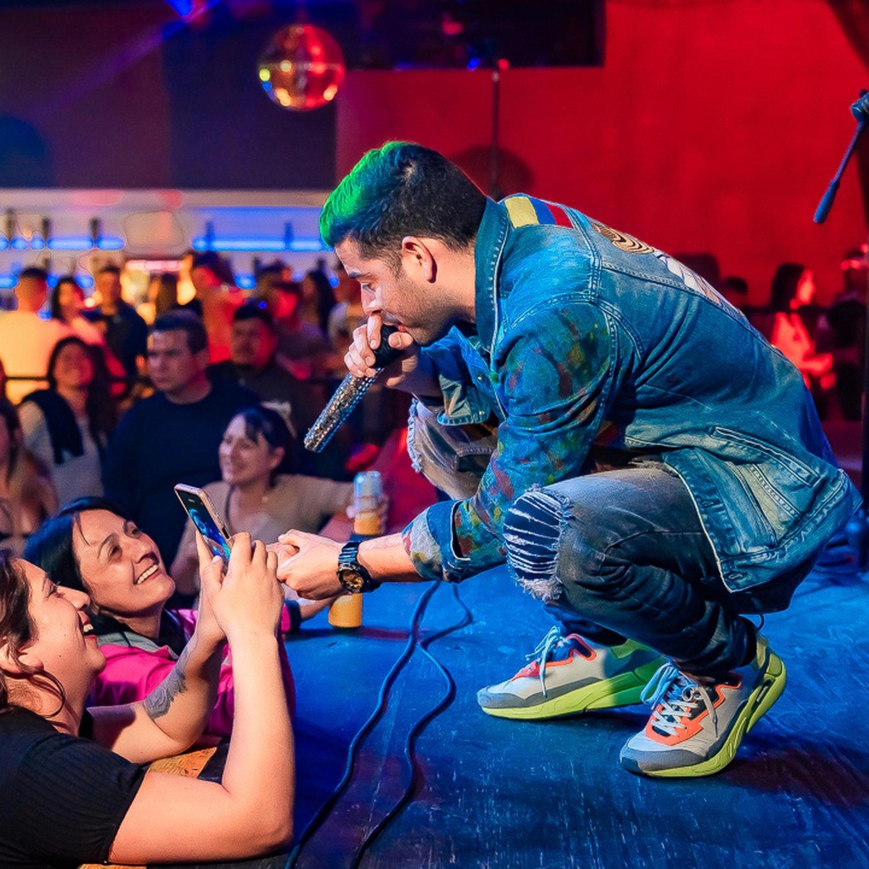 Sonando Ahora ME VAS A EXTRAÑAR (EN VIVO)